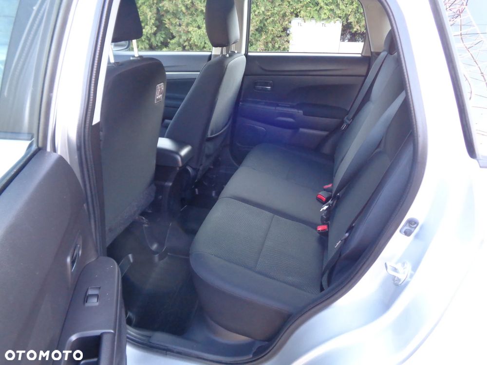 Mitsubishi ASX - 14