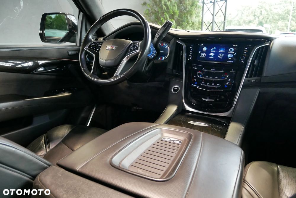 Cadillac Escalade 6.2 V8 ESV Platinum - 19