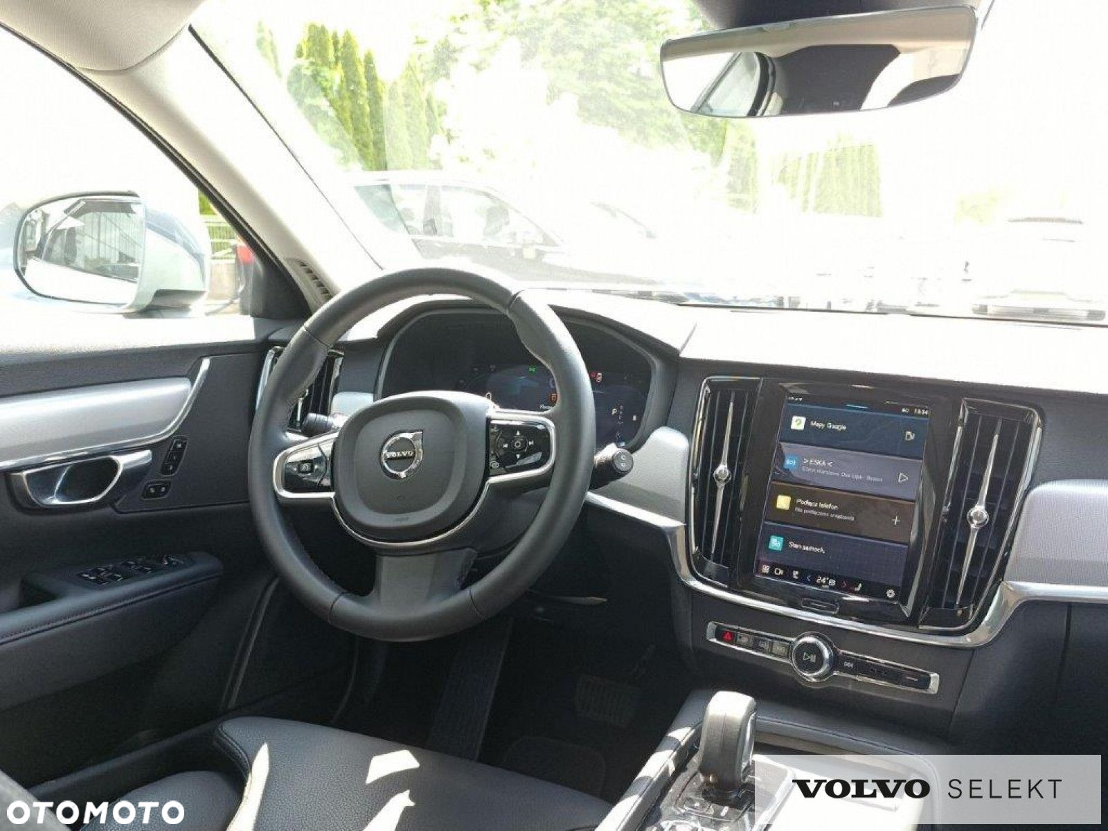 Volvo V90 Cross Country - 13