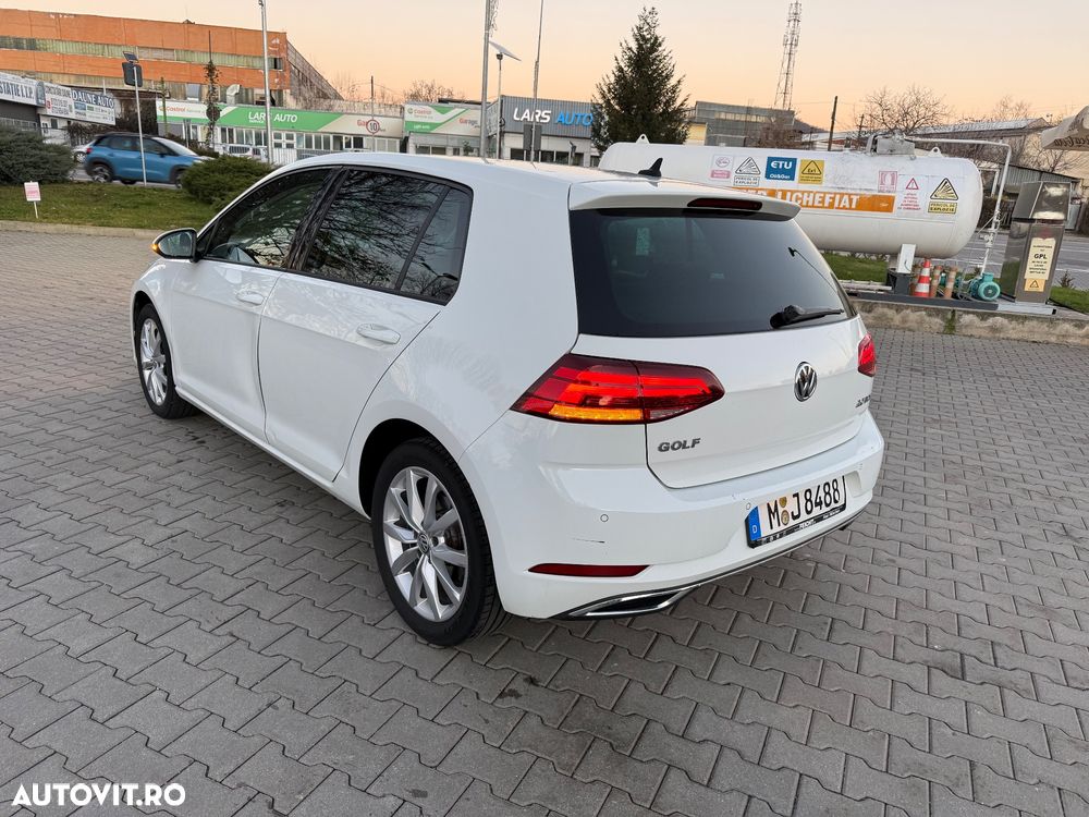 Volkswagen Golf 2.0 TDI (BlueMotion Technology) Highline - 4