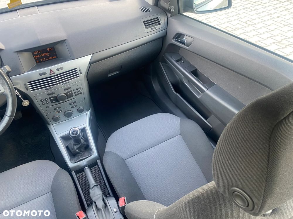 Opel Astra 1.4 Enjoy - 25