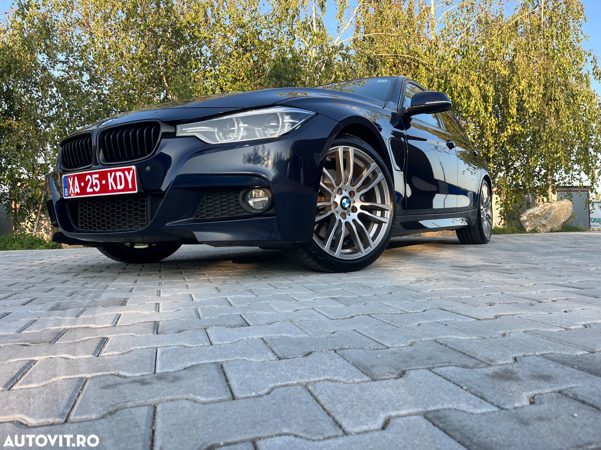 BMW Seria 3 330e iPerformance M Sport - 37