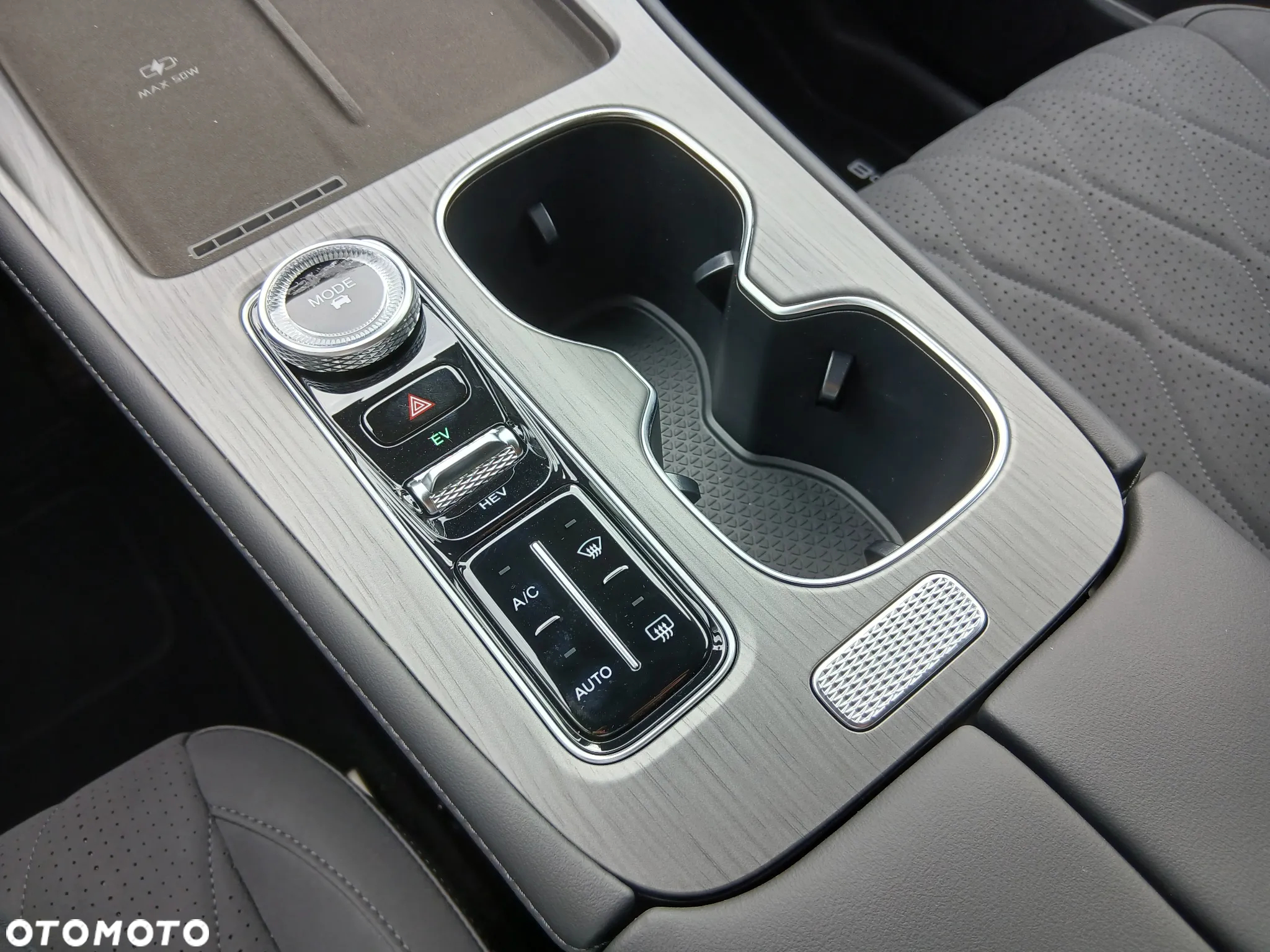 Chery Tiggo 8 - 16