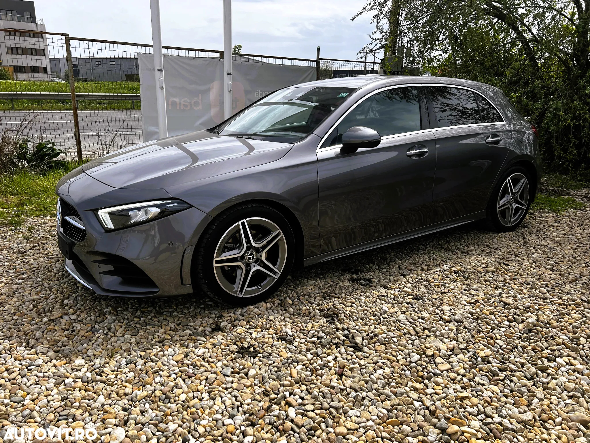 Mercedes-Benz A 180 d 7G-DCT AMG Line - 2