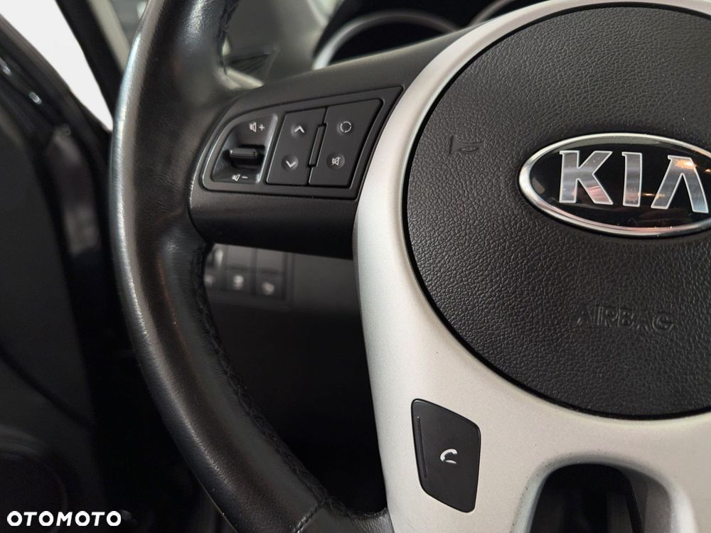Kia Venga - 18