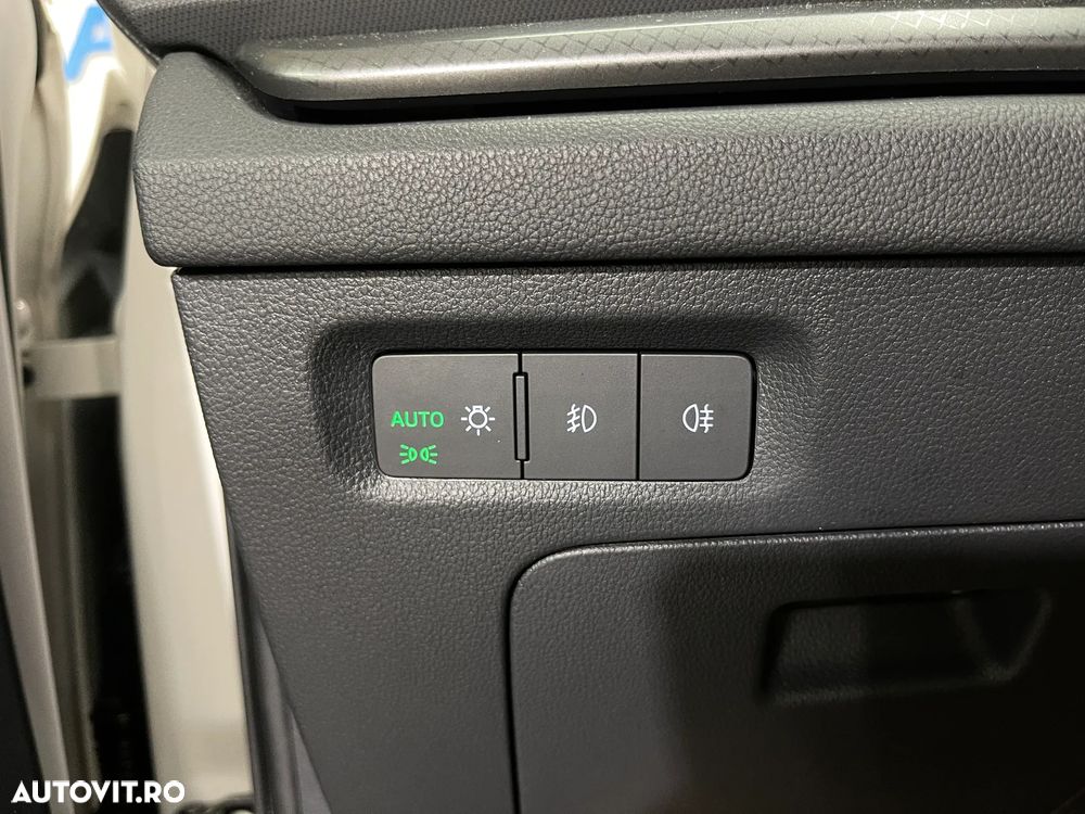 Skoda Octavia 2.0 TDI DSG Ambition - 21