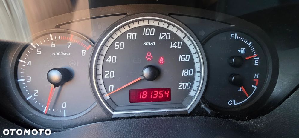 Suzuki Swift 1.3 GS / Premium - 9