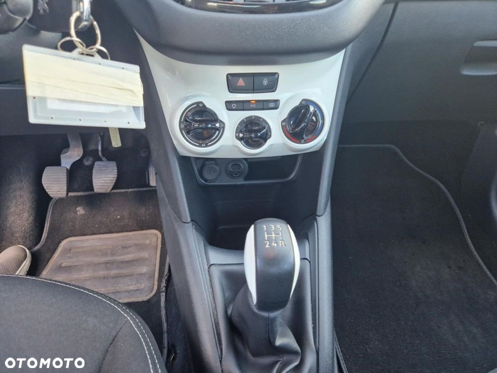 Peugeot 208 1.2 PureTech Active - 17