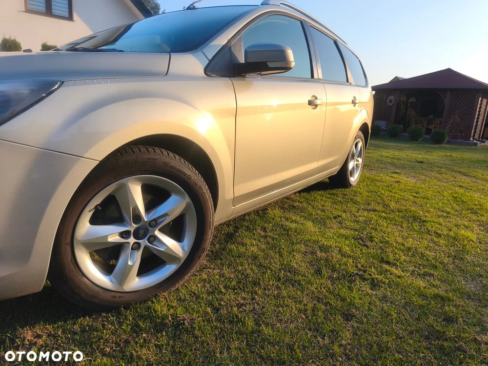 Ford Focus 1.6 Ti-VCT FX Gold / Gold X - 2