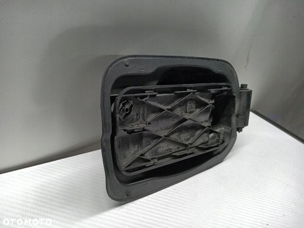 KLAPKA WLEWU PALIWA AUDI A4 B9 8W0809906 - 3