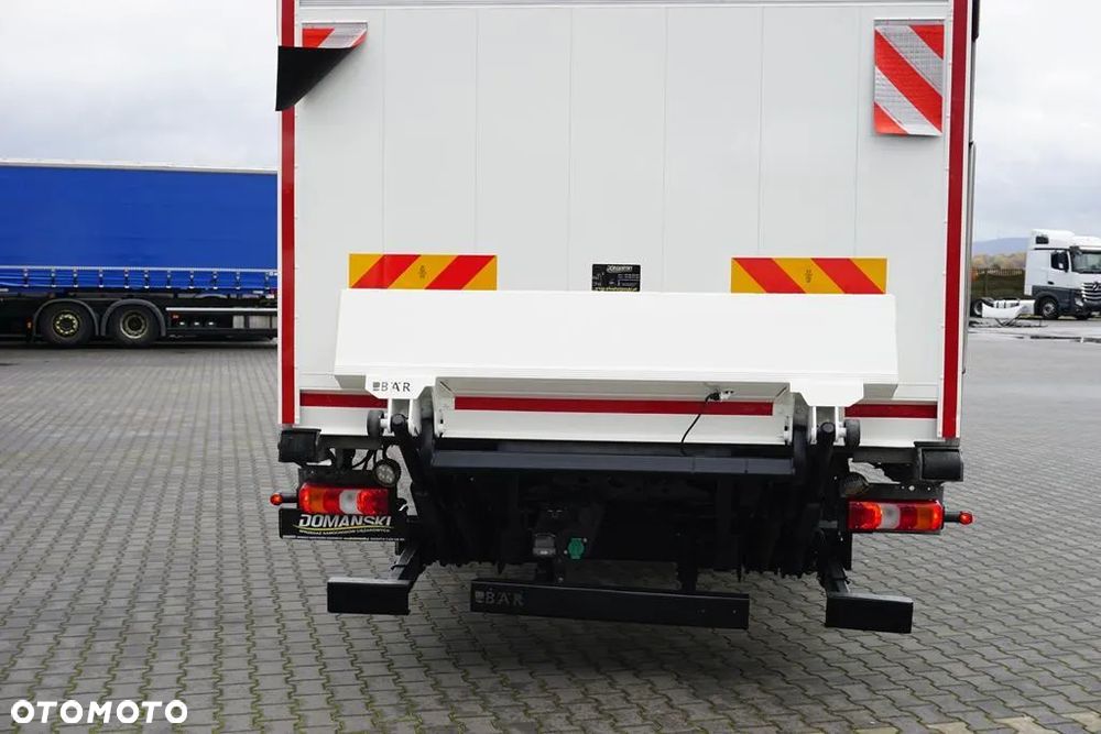 Mercedes-Benz ACTROS / 2553 / EURO 6 / CHŁODNIA + WINDA / 23 PALETY / OŚ SKRĘTNA - 28