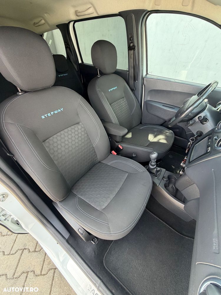Dacia Lodgy 1.5 dCi 109 CP Stepway - 21