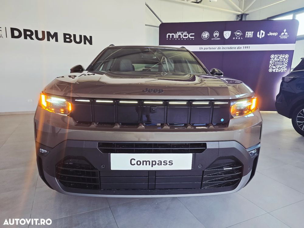 Jeep Compass 1.2 e-Hybrid DCT6 First Edition - 29