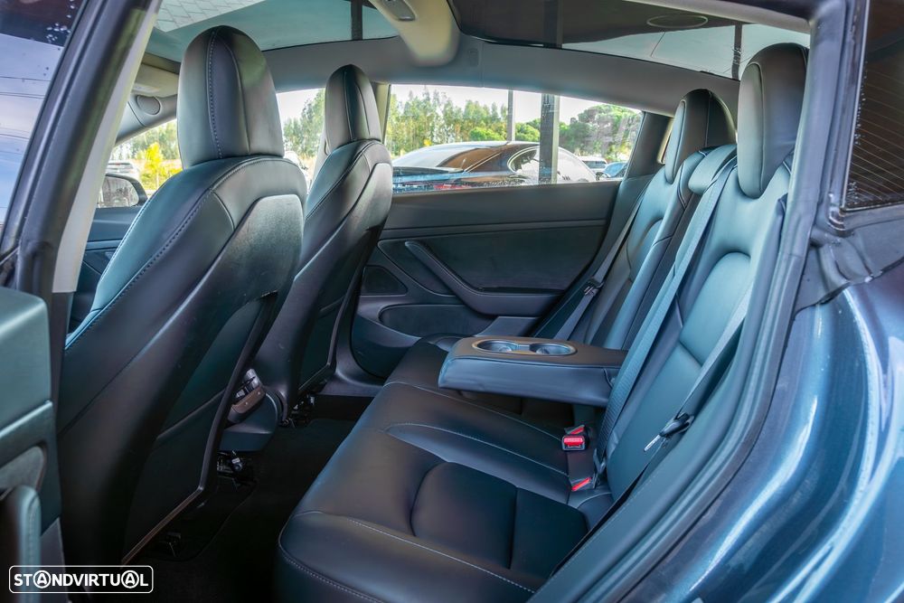 Tesla Model 3 Standard Range Plus RWD - 14