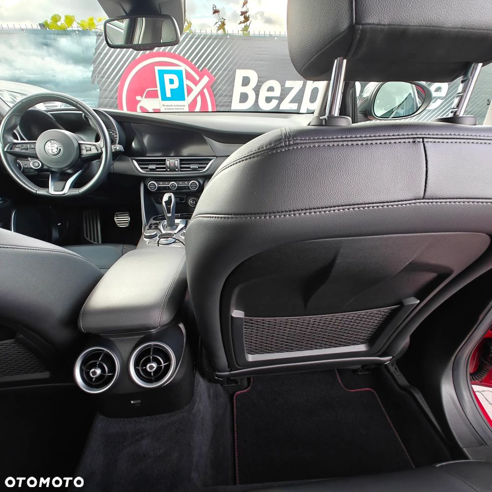 Alfa Romeo Giulia 2.0 Turbo Super - 20
