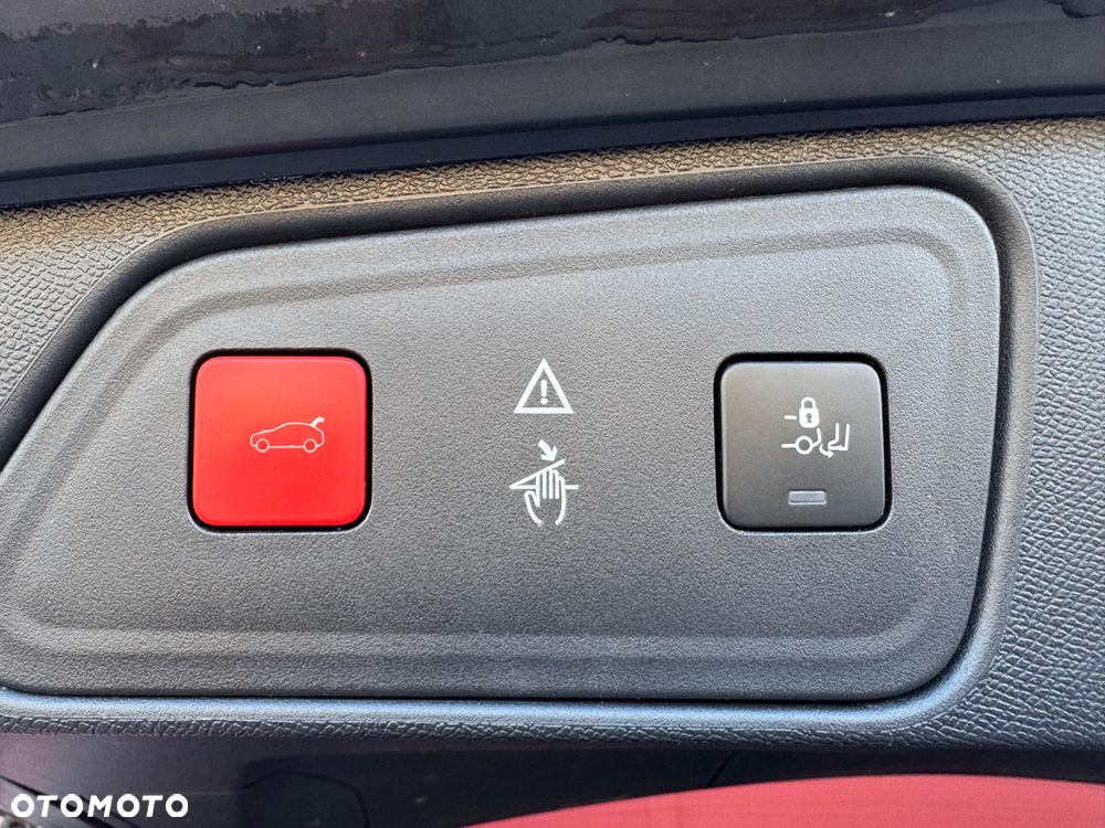 Peugeot 3008 BlueHDi 180 Stop & Start EAT8 GT - 24