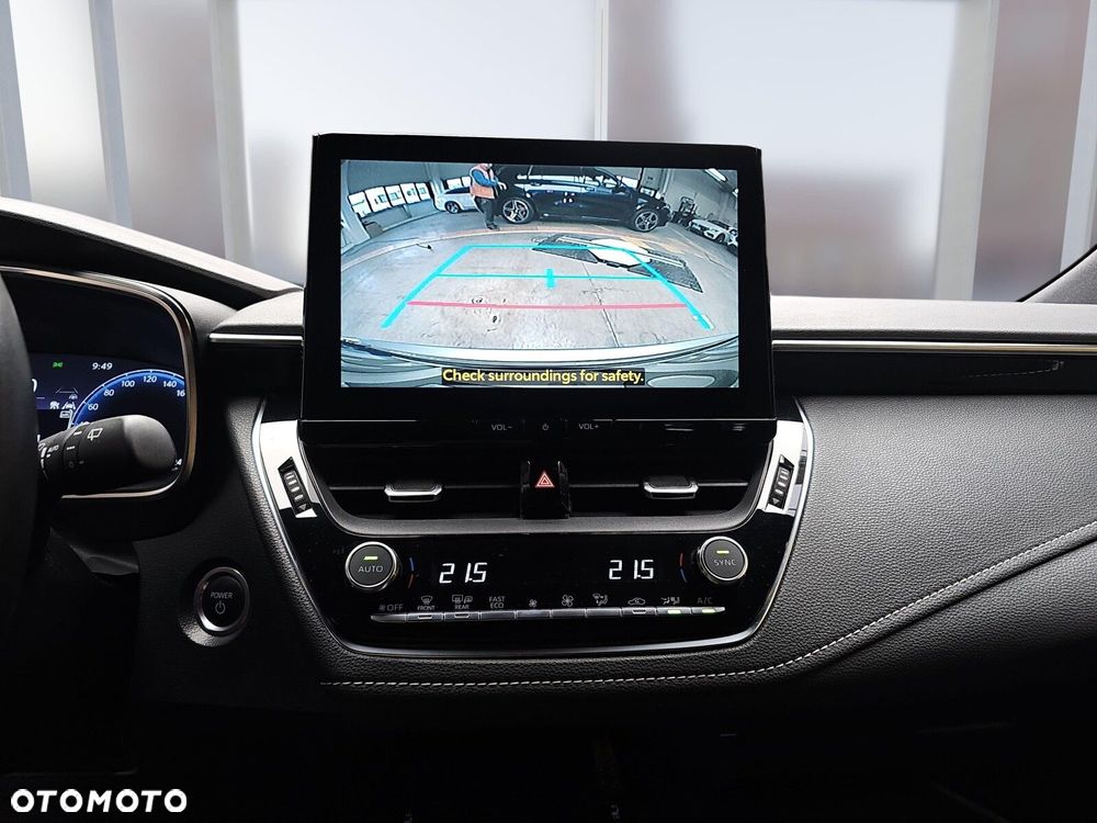 Toyota Corolla 1.8 Hybrid Comfort - 17