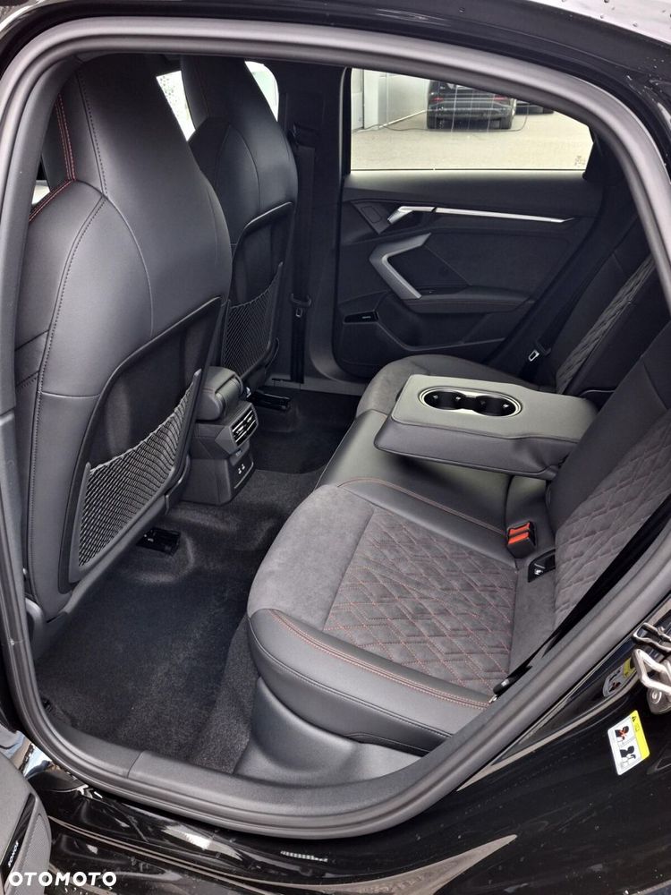 Audi S3 Limousine - 14