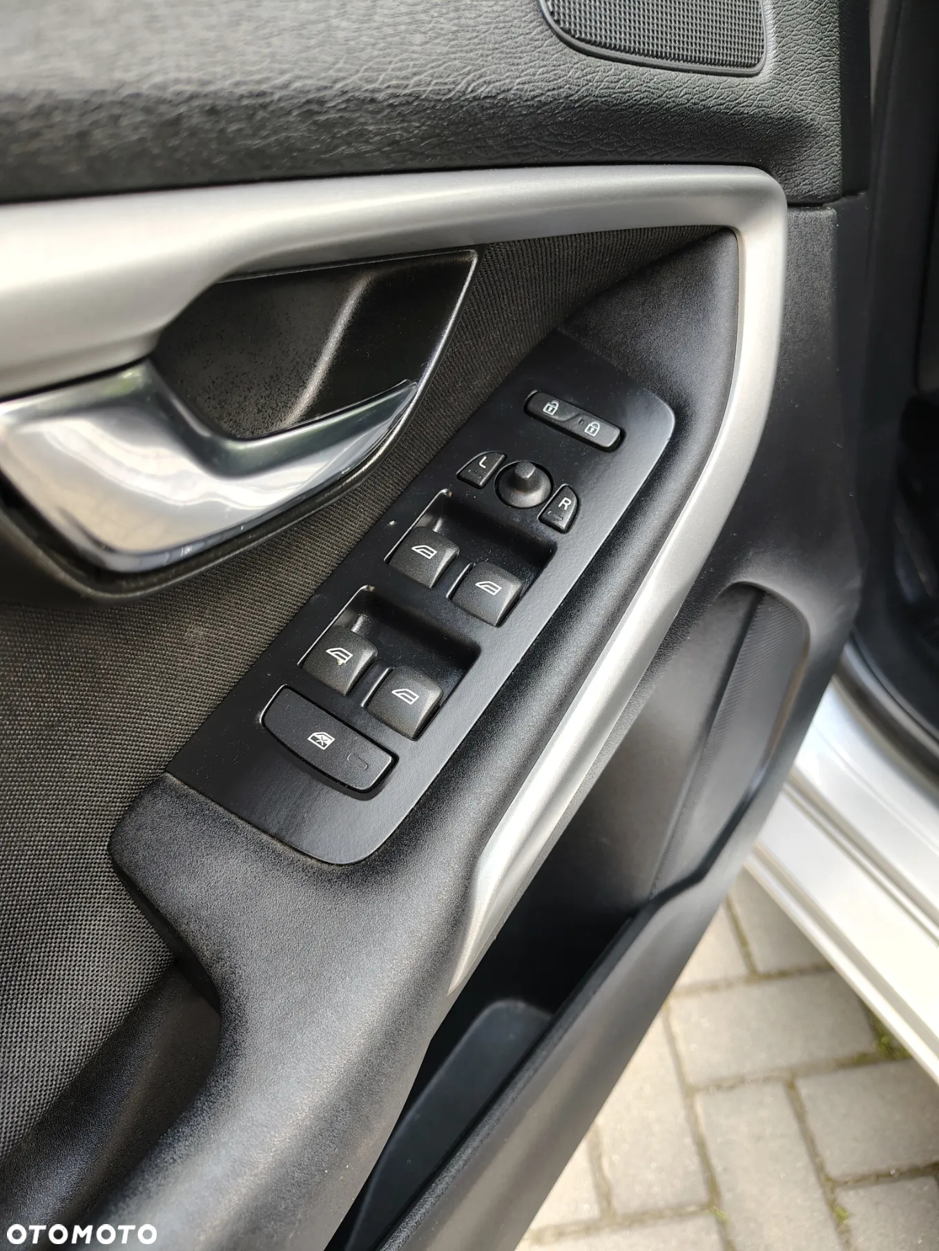 Volvo V40 D2 Kinetic - 9