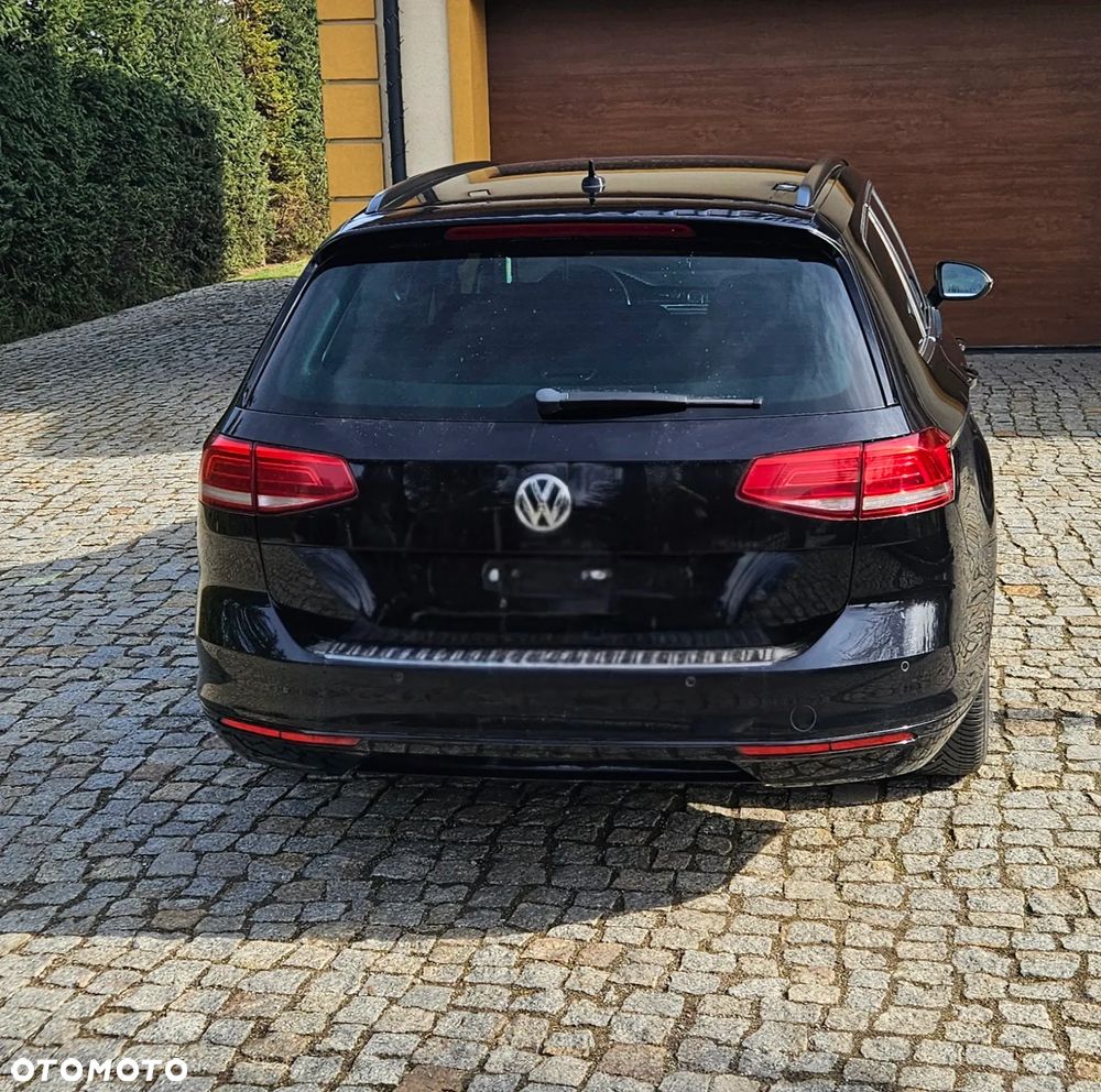 Volkswagen Passat Variant 2.0 TDI SCR DSG Comfortline - 4