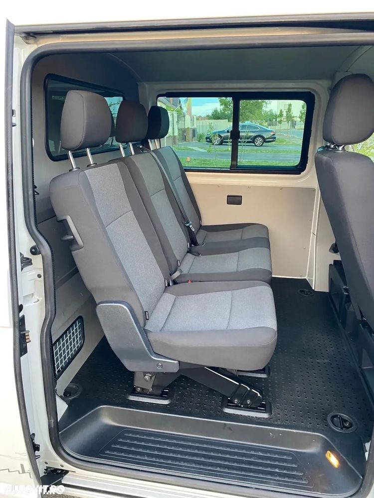 Volkswagen Transporter - 13