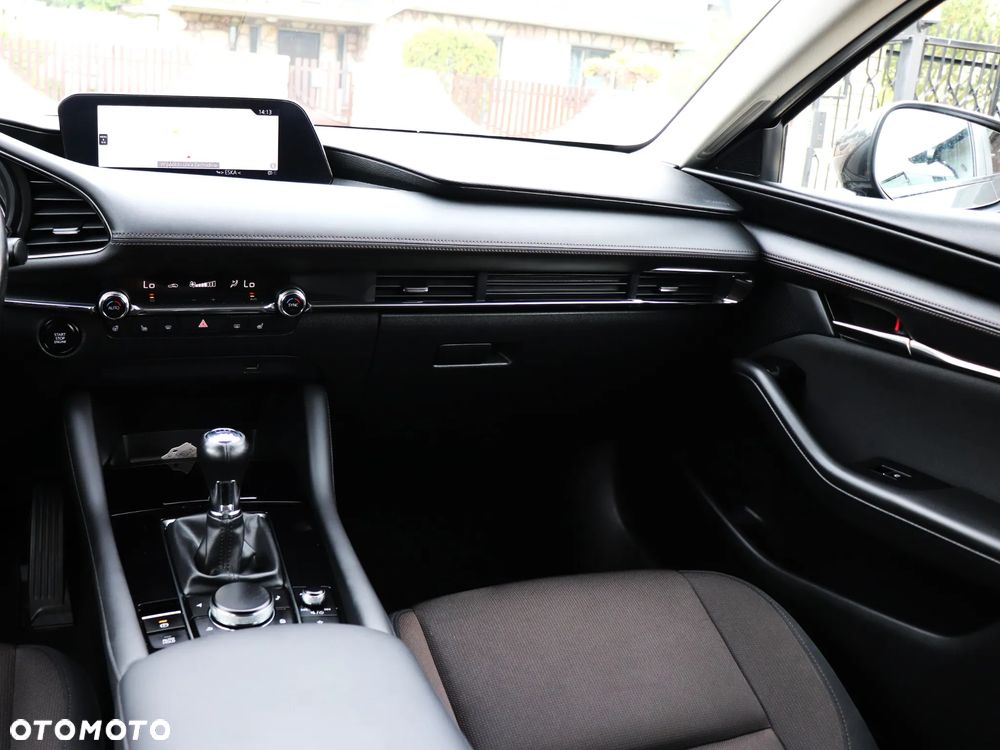 Mazda 3 e-SKYACTIV-G 122 M HYBRID EXCLUSIVE-LINE - 28