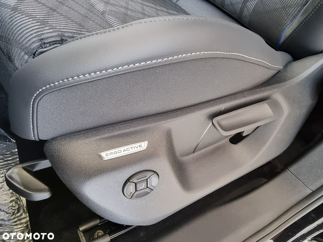 Volkswagen Tiguan 1.5 eHybrid PHEV R-Line Plus DSG - 12