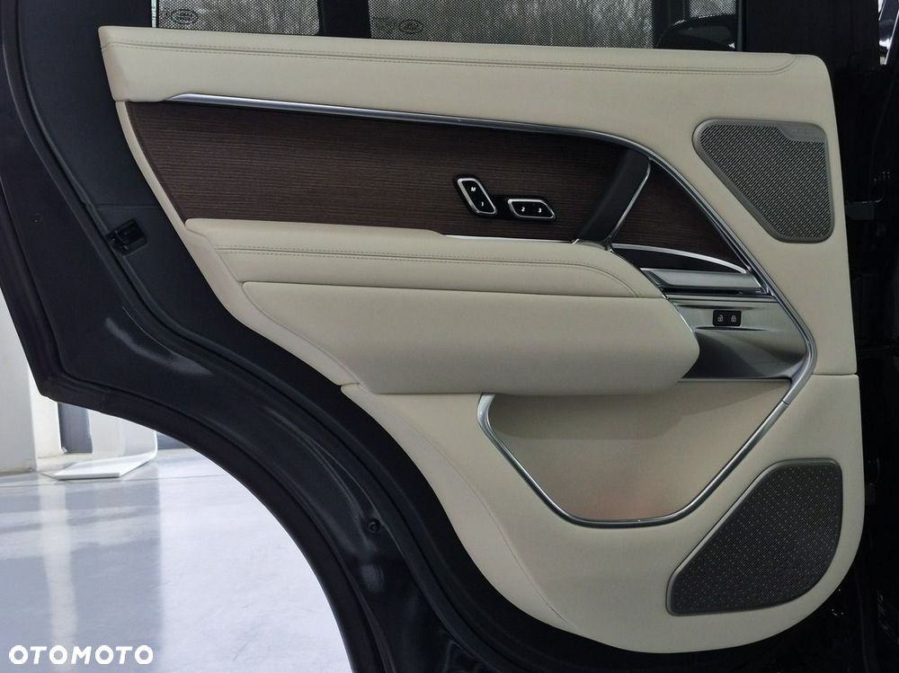 Land Rover Range Rover D350 Autobiography - 20