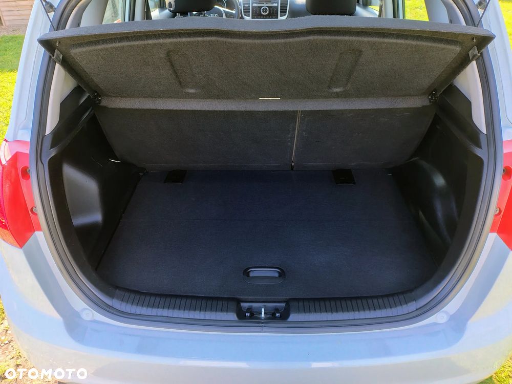 Kia Venga 1.4 CRDi S - 13