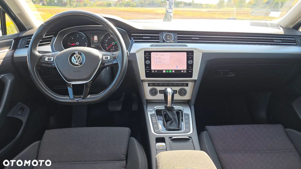 Volkswagen Passat 2.0 TDI SCR Comfortline DSG - 22