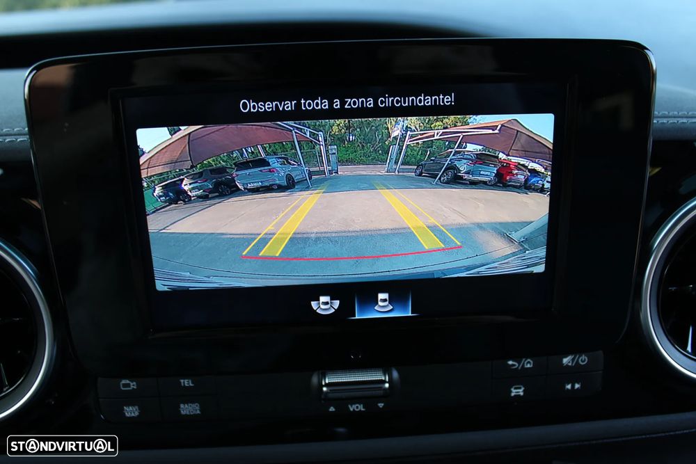 Mercedes-Benz T 180 d Auto Progressive - 31