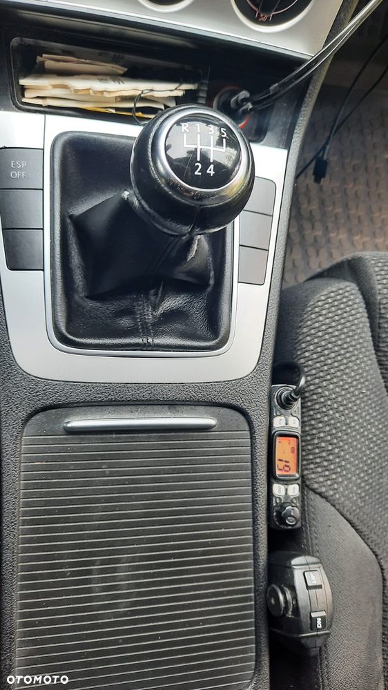 Volkswagen Passat 1.9 TDI Comfortline - 2