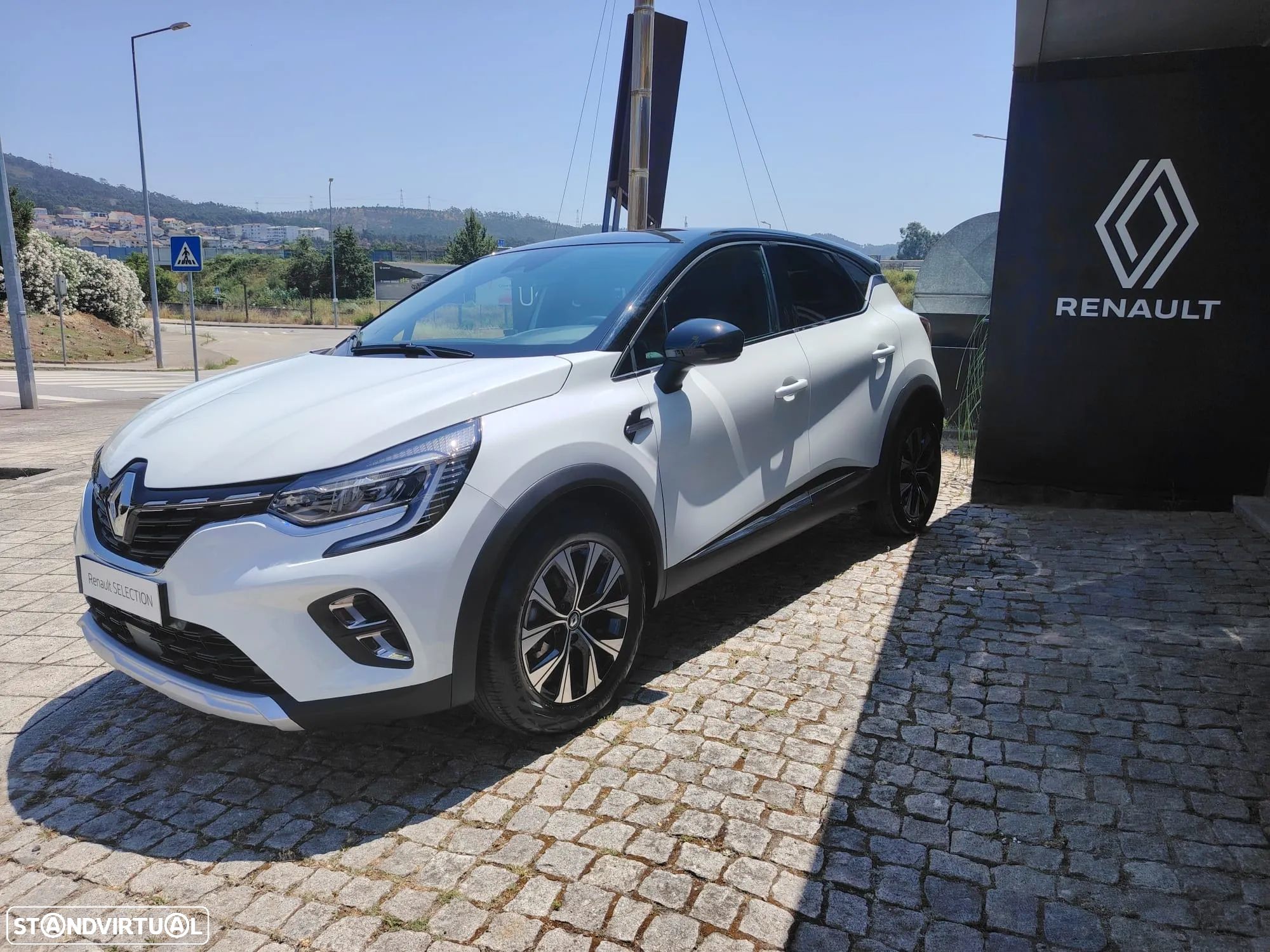 Renault Captur 1.0 TCe Techno Bi-Fuel - 1
