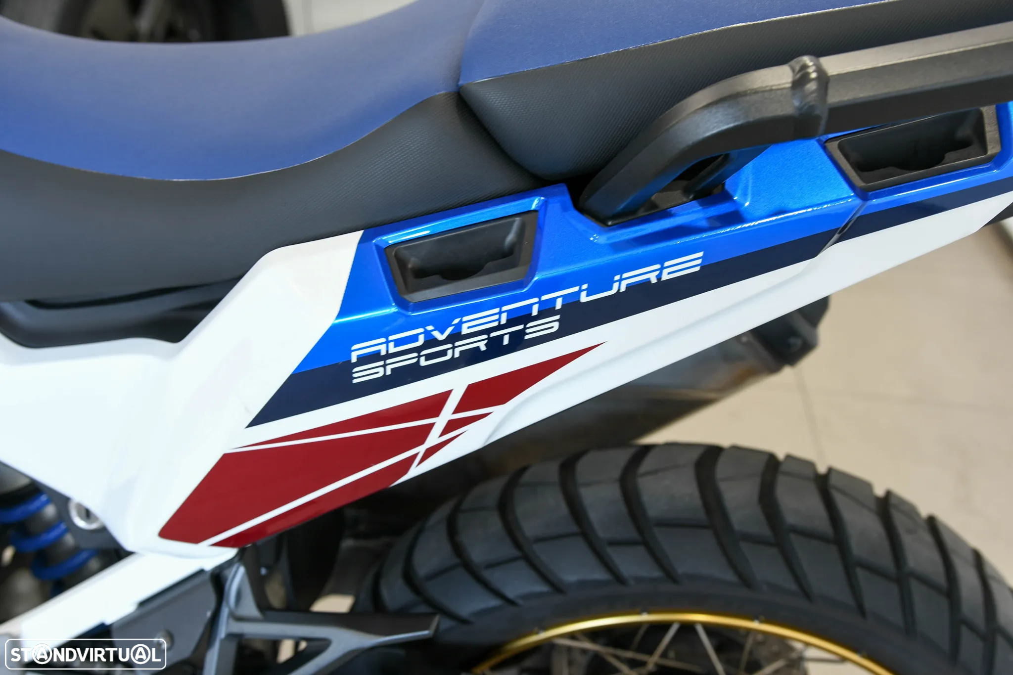 Honda Africa Twin 1100 DCT Adventure Sport - 12