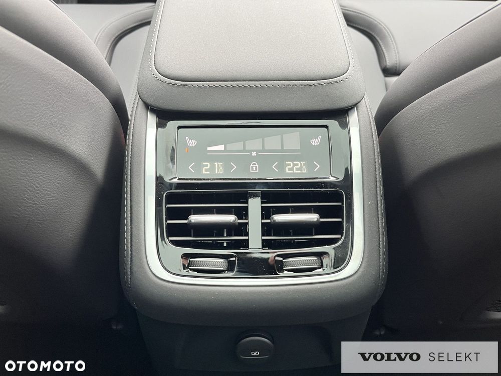 Volvo XC 90 - 38