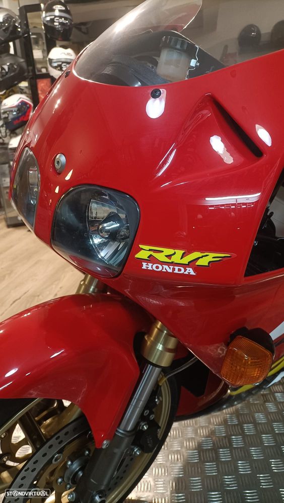 Honda RVF - 7