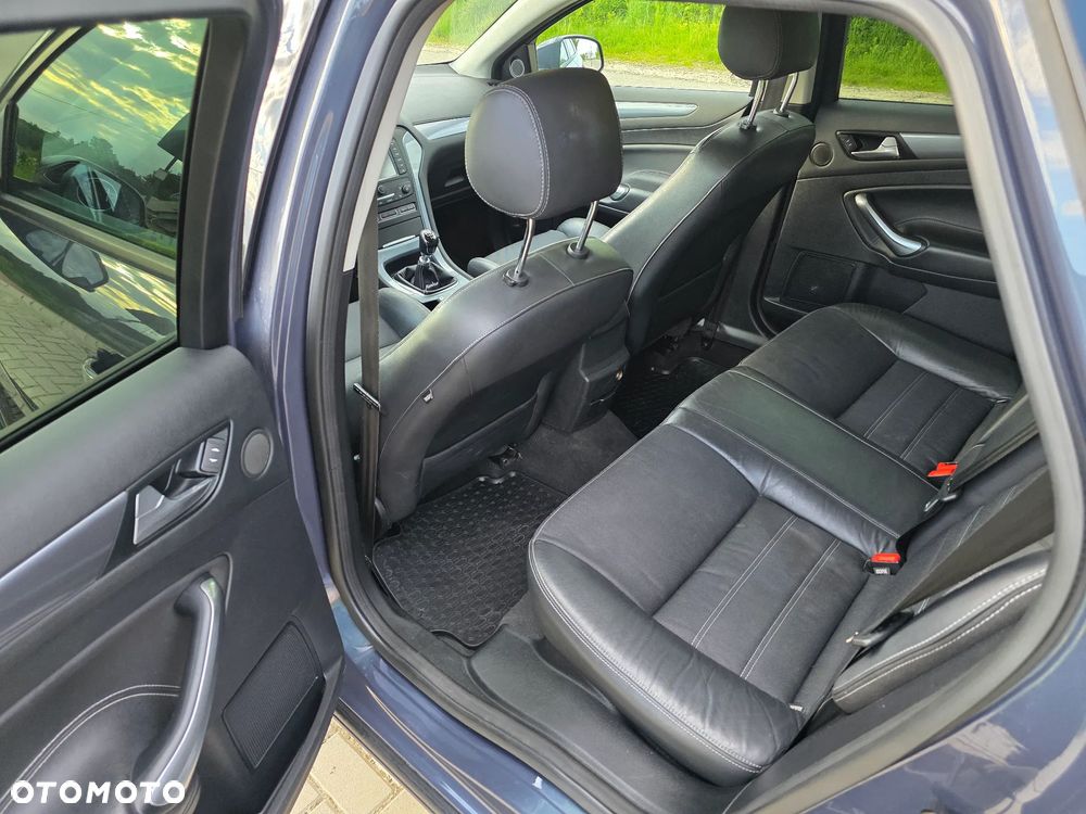 Ford Mondeo 2.0 TDCi Champions Edition - 25