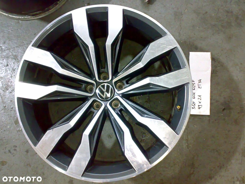 vw atlas cross sport 2020 - koło orginał felga aluminiowa 21'' idealna - 1