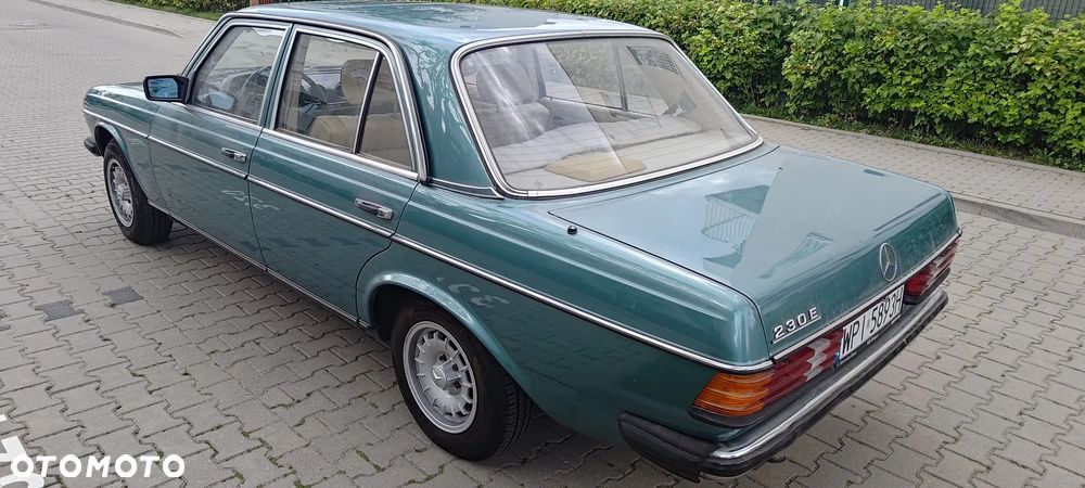 Mercedes-Benz W123 - 3