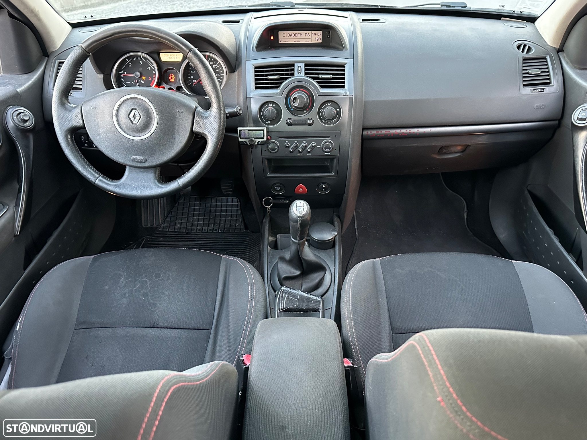 Renault Mégane 1.5 dCi Confort - 11
