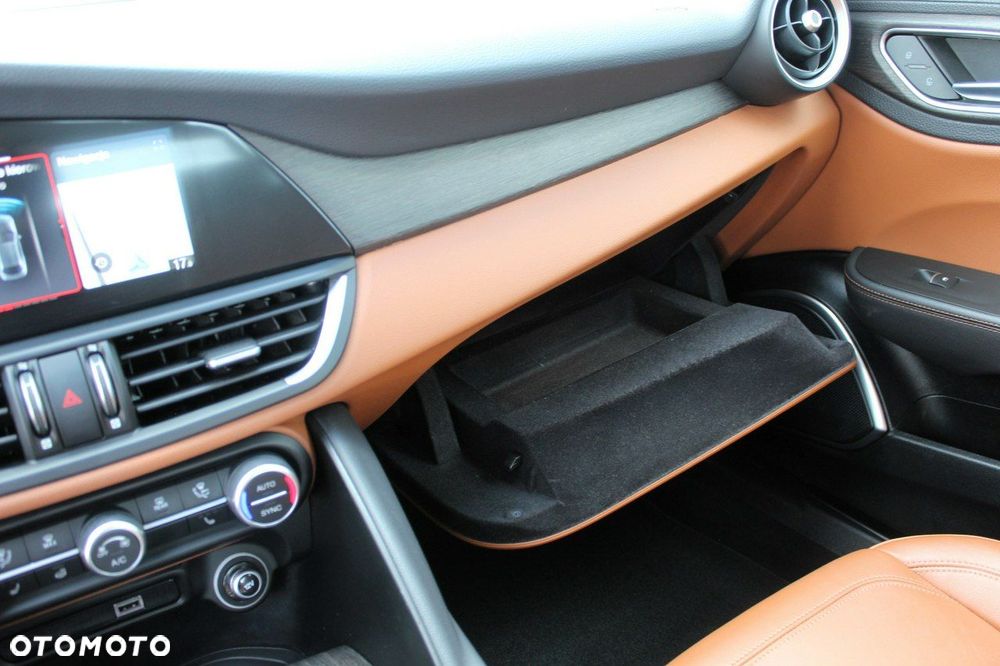 Alfa Romeo Giulia - 29