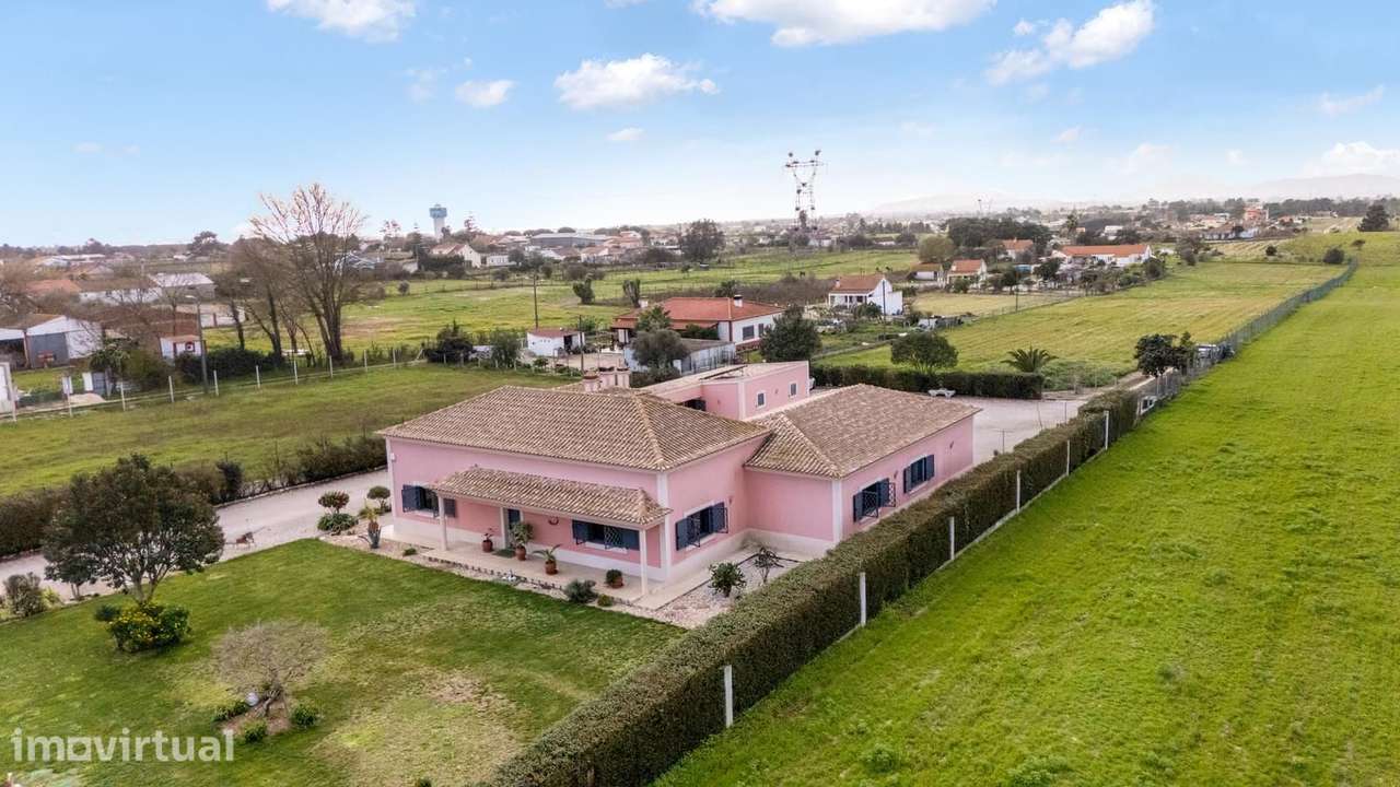 Moradia Isolada T4 com jardim, Palmela - Grande imagem: 2/48