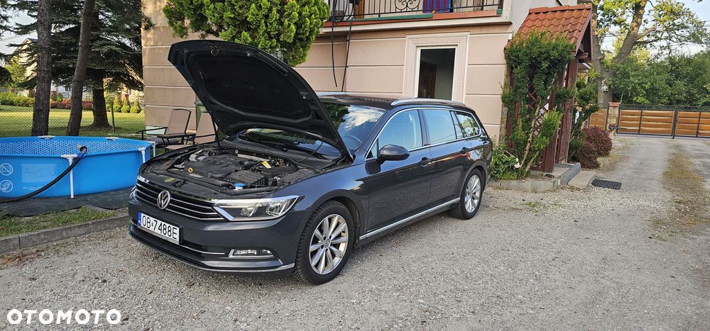 Volkswagen Passat 1.6 TDI SCR DSG Comfortline - 20