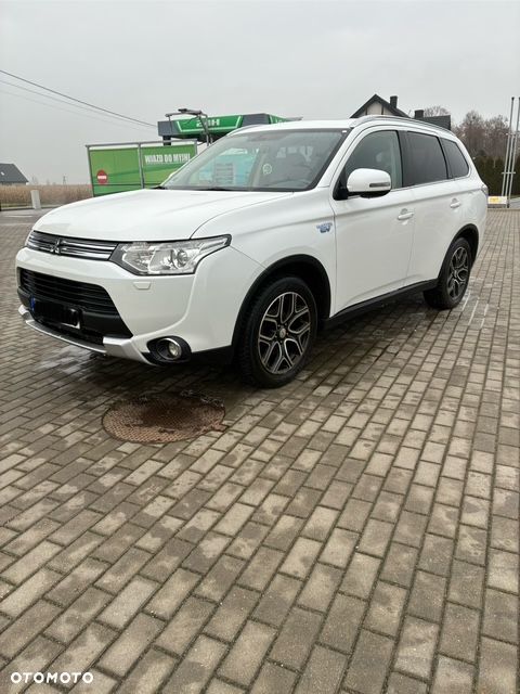 Mitsubishi Outlander 2.0 4WD - 4