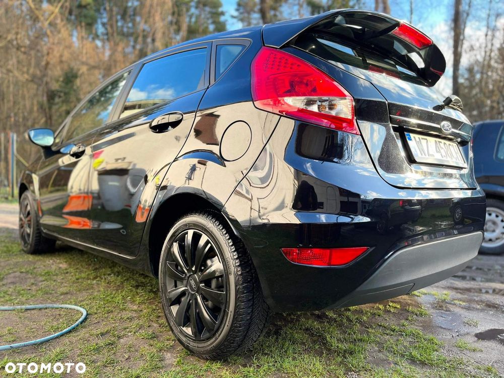 Ford Fiesta - 6