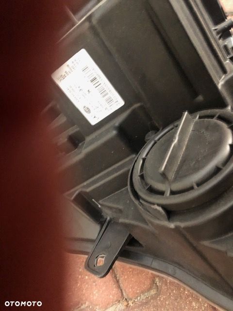 Lampa xenon Sprinter906 lift prawy - 11