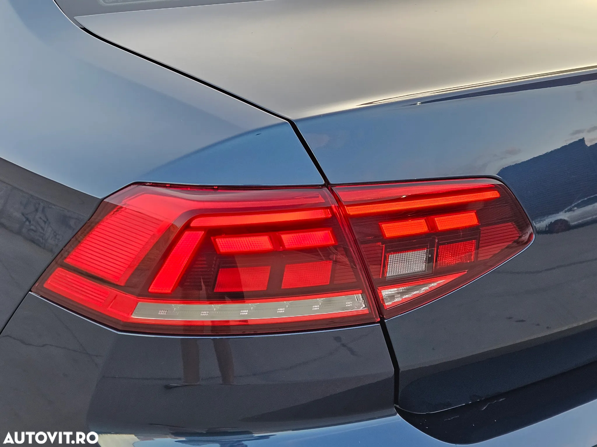 Volkswagen Passat Variant 2.0 TDI DSG Comfortline - 6