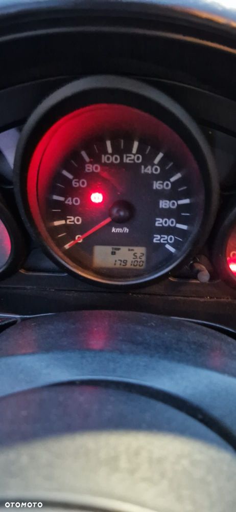 Mitsubishi Colt - 12