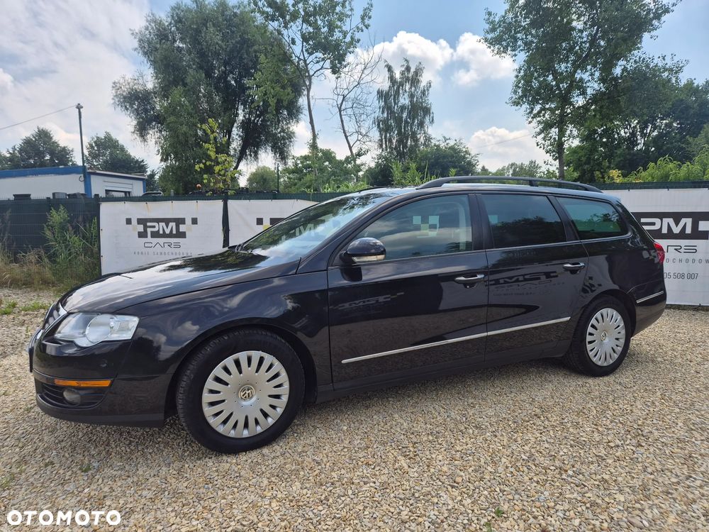 Volkswagen Passat - 4