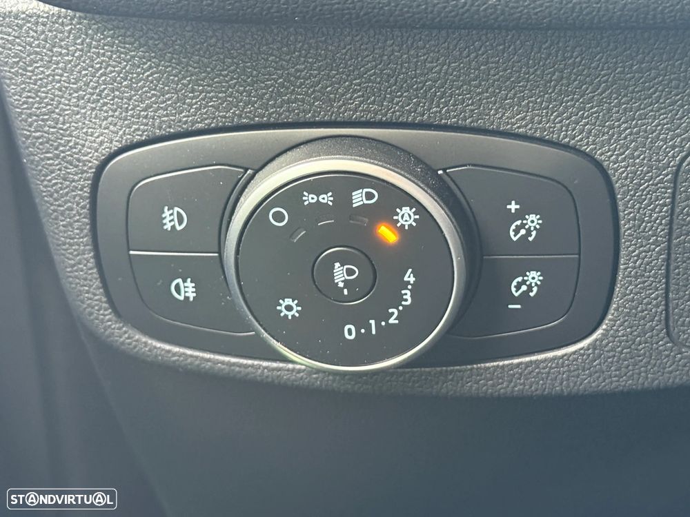 Ford Focus 1.5 TDCi EcoBlue ST-Line - 27
